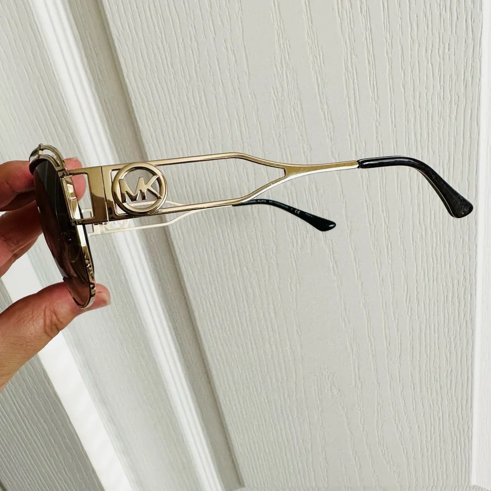 MICHAEL Michael Kors “Vienna” sunglasses - Picture 3 of 5